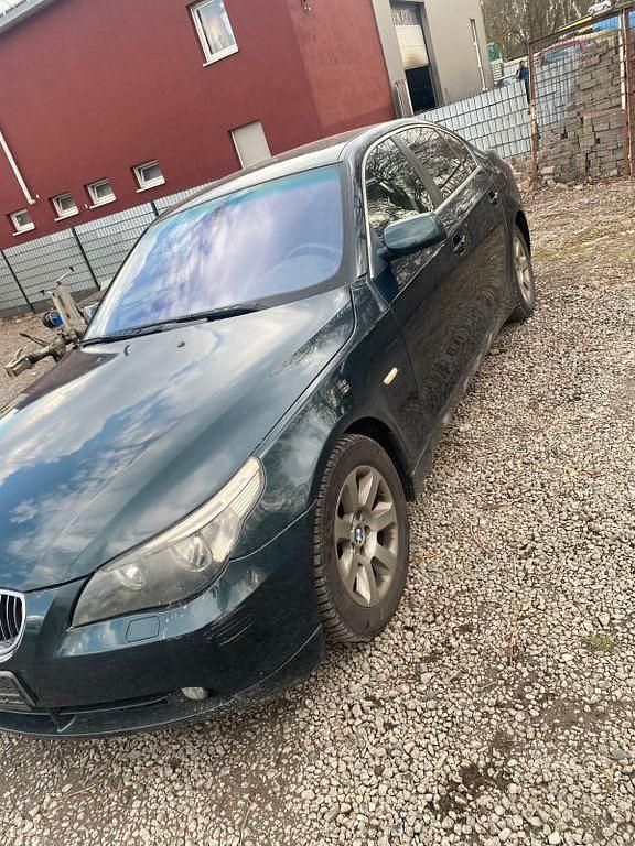 Gebraucht BMW 525 218 PS (160 kW) 2006 Grün Limousine