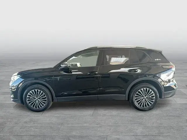 Gebraucht VW Tiguan Goal 150 PS (110 kW) 2025 Schwarz SUV