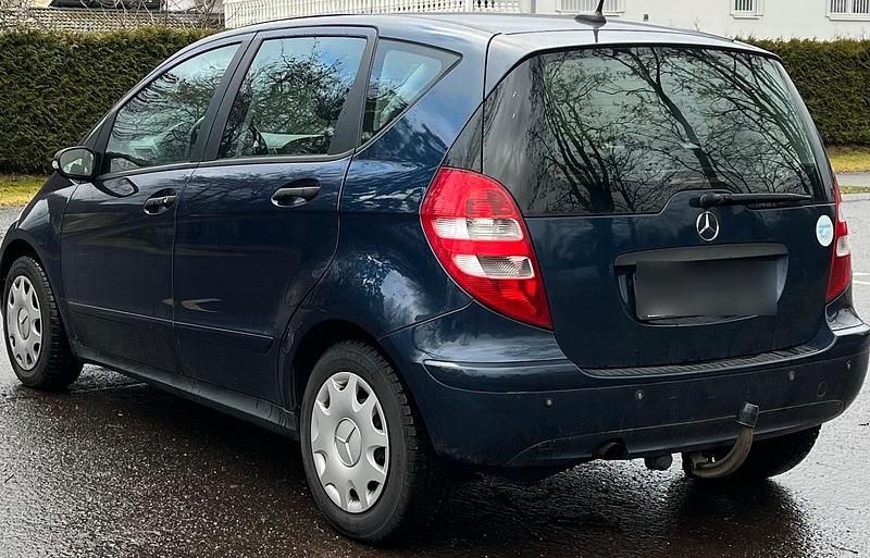 Gebraucht Mercedes A150 95 PS (69 kW) 2005 Blau Limousine