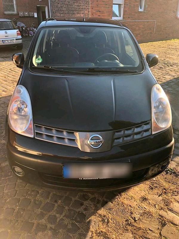 Schwarz Gebraucht 2006 Nissan Note Van / Kleinbus | 1.200 € (Guter Preis) - Bild 1/4