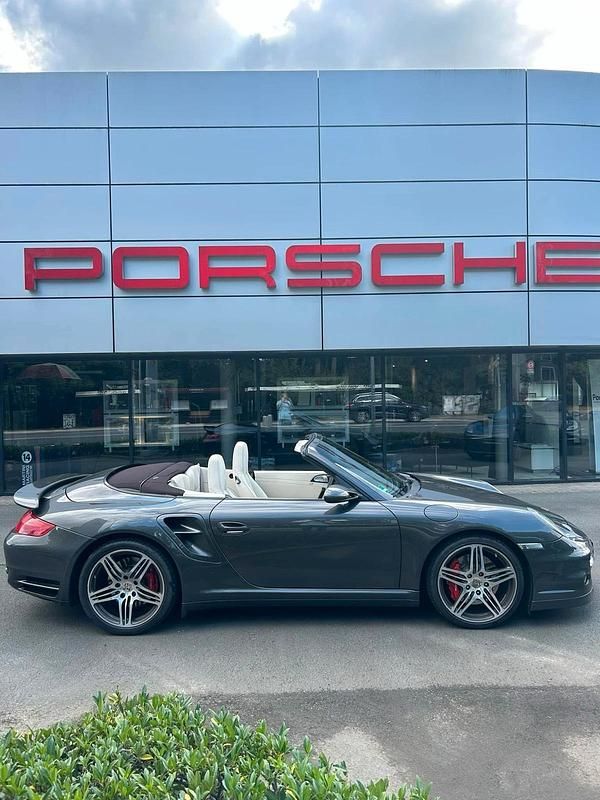 Grau Gebraucht 2008 Porsche 911 Turbo Cabriolet Cabrio | 89.900 € - Bild 1/4