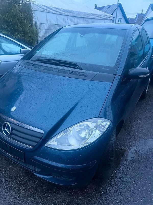 Gebraucht Mercedes A180 109 PS (80 kW) 2005 Blau Limousine