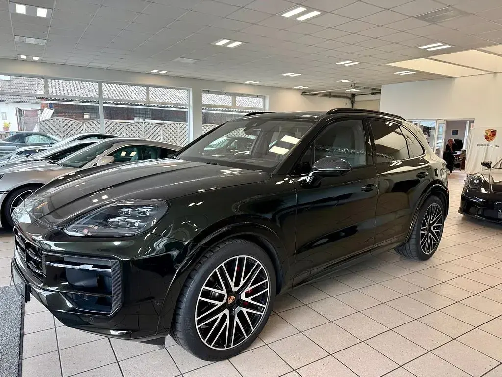 Gebraucht Porsche Cayenne GTS 500 PS (367 kW) 2025 Grün SUV