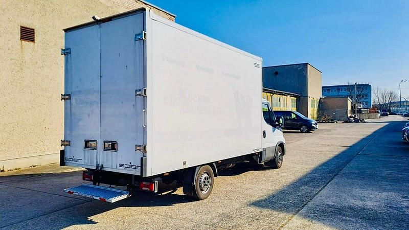 Gebraucht Iveco Daily 156 PS (114 kW) 2020 Weiß