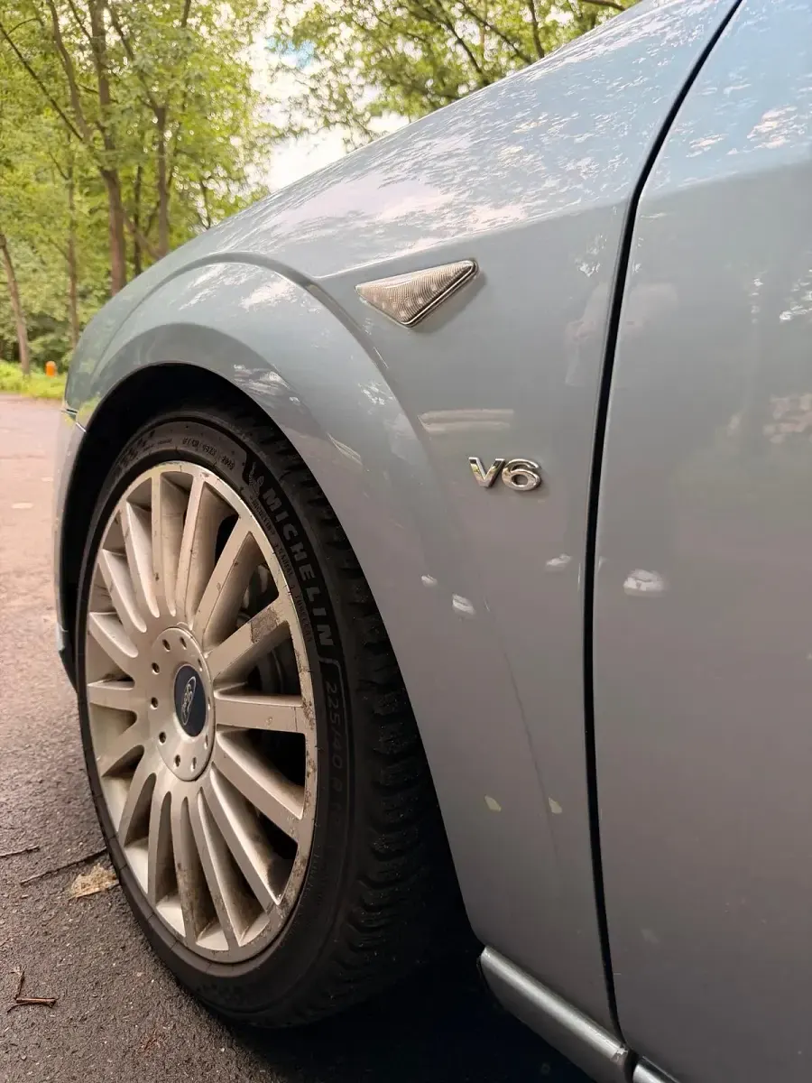 Gebraucht Ford Mondeo 170 PS (125 kW) 2005 Blau Kombi