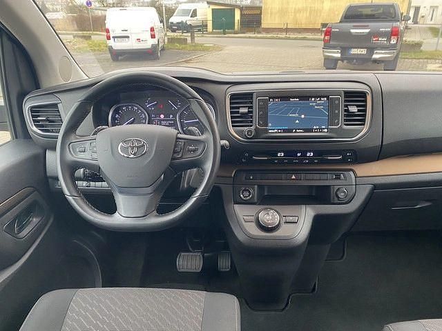 Gebraucht Toyota Proace 176 PS (129 kW) 2024 Weiss Van / Kleinbus