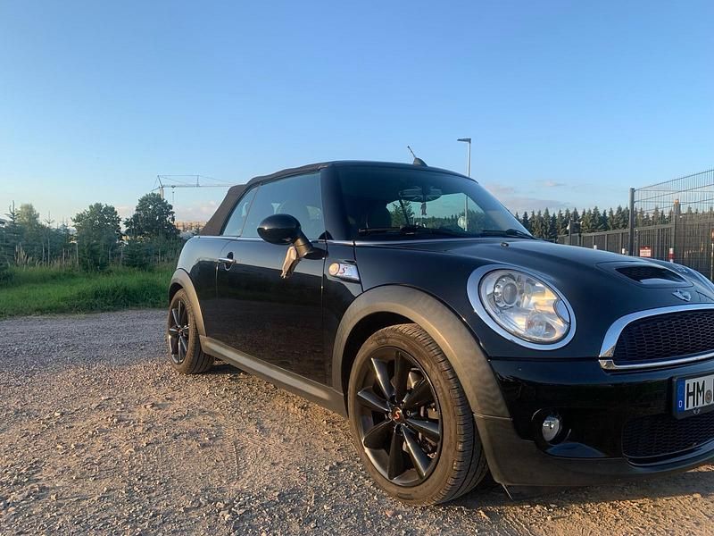 Schwarz Gebraucht 2010 Mini Cooper S Cabriolet Cabrio | 9.650 € (Fairer Preis) - Bild 1/4