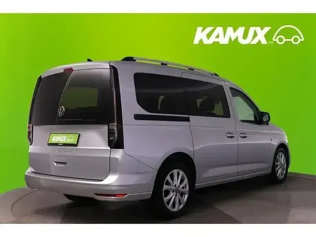 Gebraucht VW Caddy Maxi Life 114 PS (83 kW) 2023 Silber Van / Kleinbus