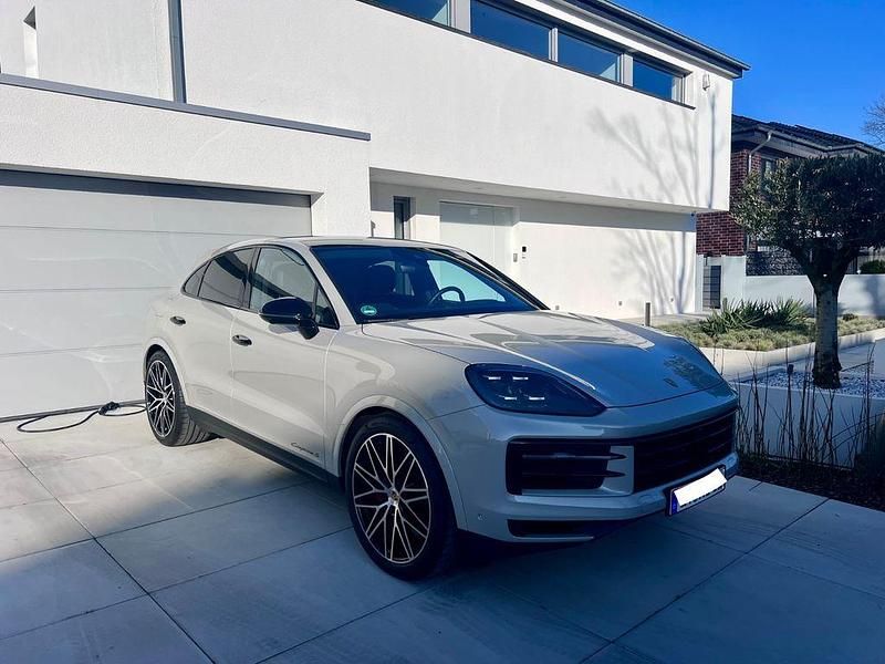 Gebraucht Porsche Cayenne S 475 PS (349 kW) 2024 Beige SUV