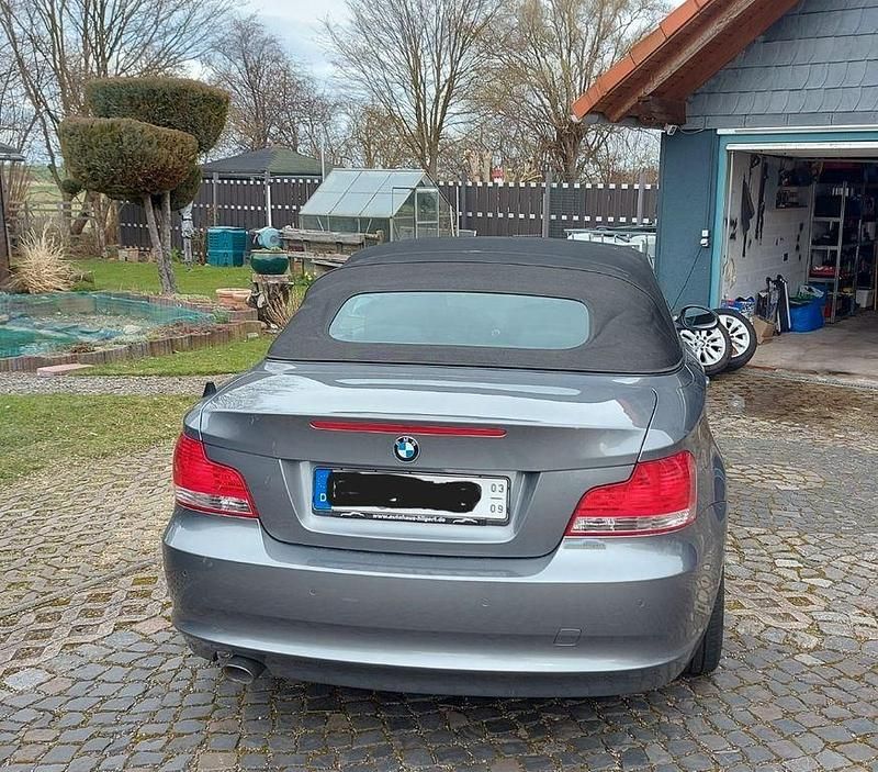 Gebraucht BMW 118 Cabriolet 143 PS (105 kW) 2010 Silber Cabrio