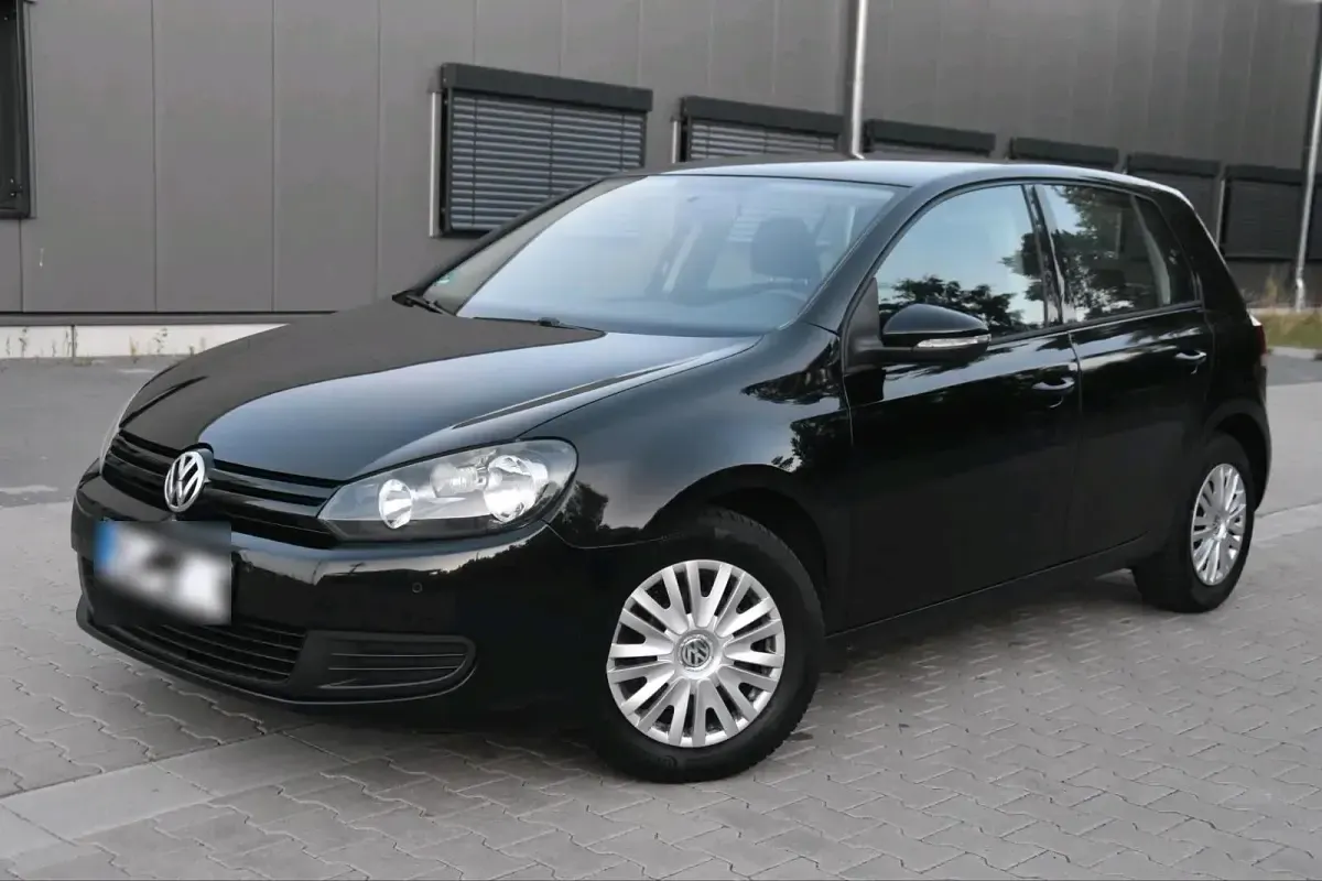 Gebraucht VW Golf VI 80 PS (58 kW) 2010 Schwarz Limousine