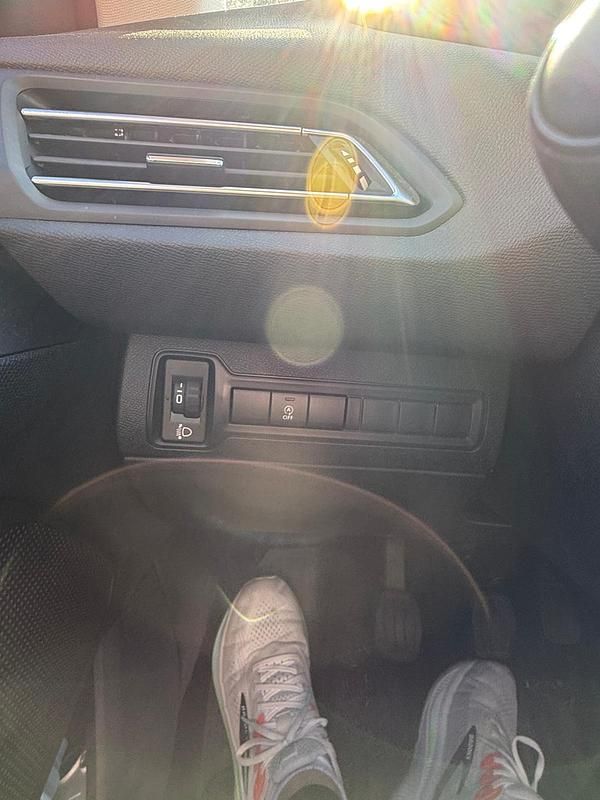 Gebraucht Peugeot 308 110 PS (80 kW) 2020 Schwarz Limousine