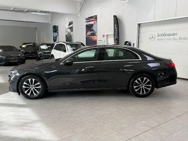 Gebraucht Mercedes E220 Avantgarde 197 PS (144 kW) 2026 Graphitgrau Limousine