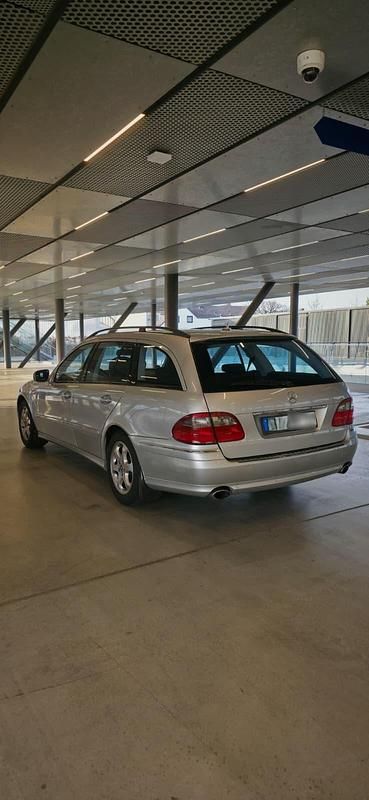Gebraucht Mercedes E320 224 PS (164 kW) 2008 Silber Kombi