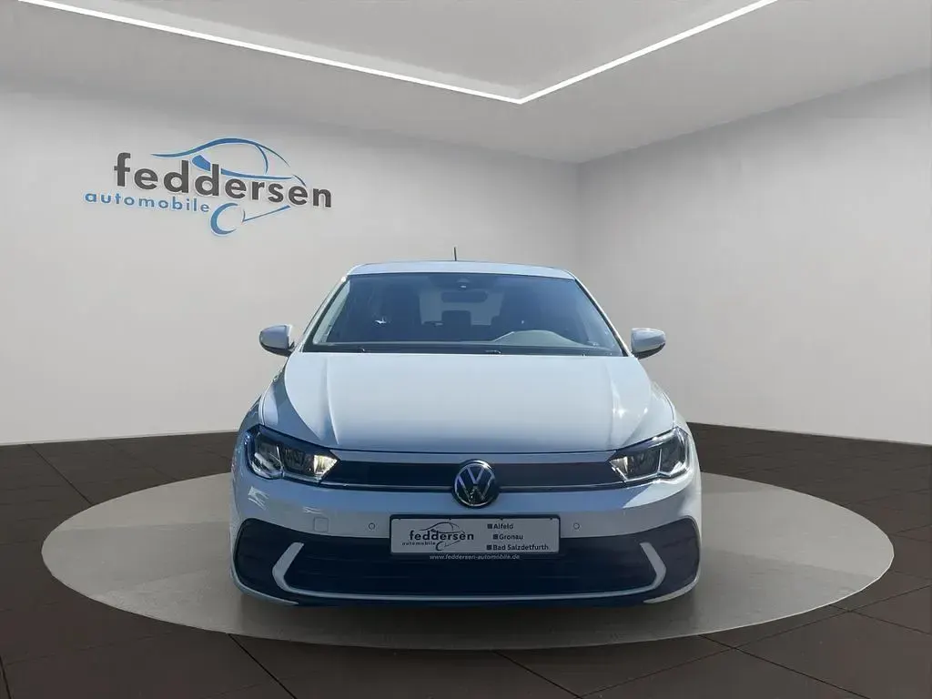 Gebraucht VW Polo Life 80 PS (58 kW) 2023 Weiß Kleinwagen