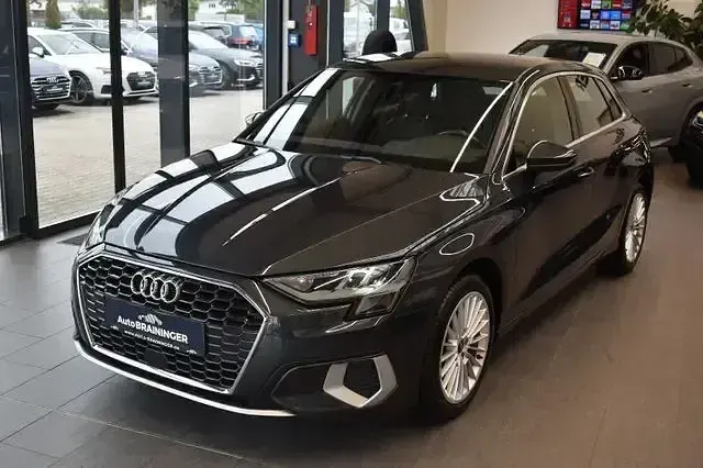 Gebraucht Audi A3 Advanced 150 PS (110 kW) 2023 Manhattangrau Limousine
