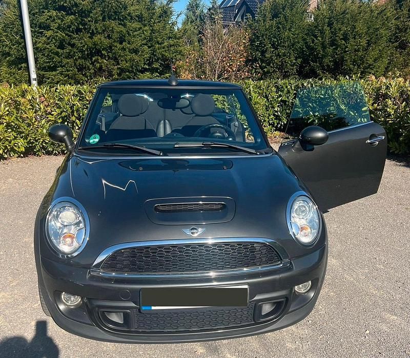 Grau Gebraucht 2014 Mini Cooper SD Cabriolet Cabrio | 16.000 € - Bild 1/4