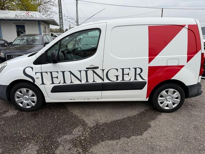 Gebraucht Citroën Berlingo 90 PS (66 kW) 2011 Weiß Van / Kleinbus