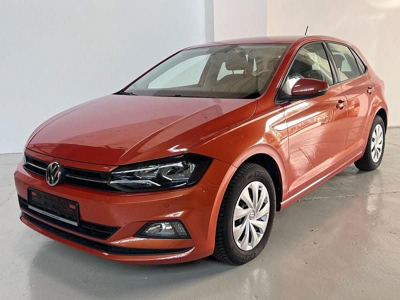 Orange Gebraucht 2019 VW Polo Comfortline Kleinwagen | 14.499 € (Guter Preis) - Bild 1/4