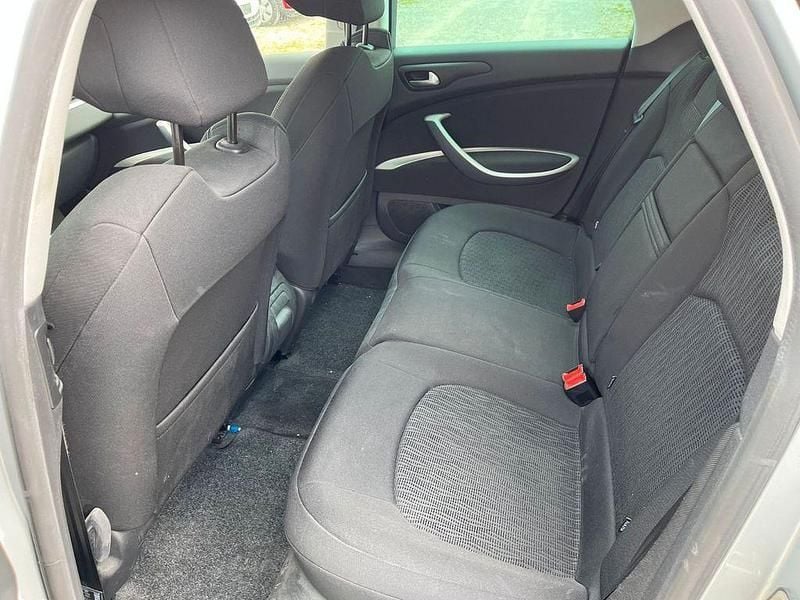 Gebraucht Citroën C5 SELECTION 163 PS (119 kW) 2012 Silber Limousine