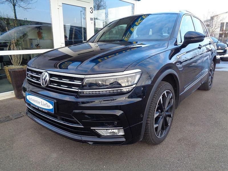 Schwarz Gebraucht 2017 VW Tiguan Highline SUV | 25.900 € (Fairer Preis) - Bild 1/4