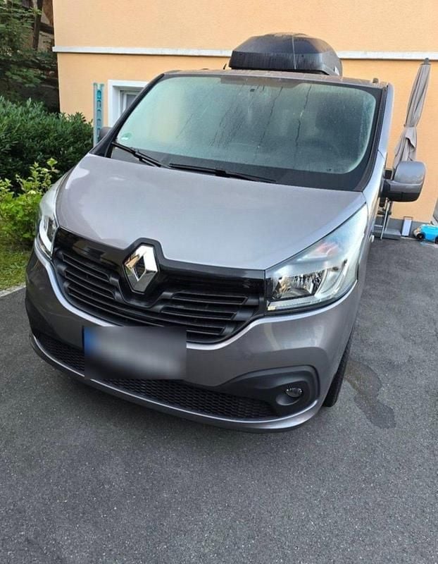 Gebraucht Renault Trafic 145 PS (106 kW) 2016 Grau Van / Kleinbus