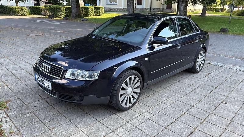 Gebraucht 2002 Audi A4 Limousine | 650 € (Superpreis) - Bild 1/2