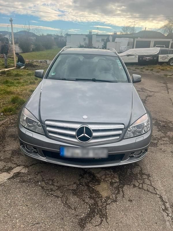 Gebraucht Mercedes C320 224 PS (164 kW) 2008 Grau Kombi
