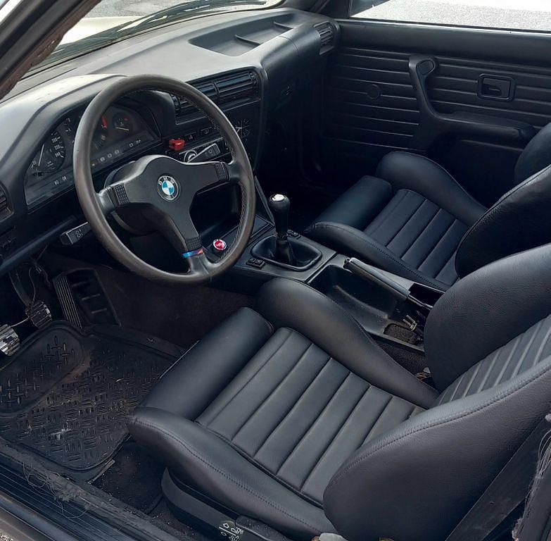 Gebraucht BMW 325 Performance 170 PS (125 kW) 1985 Grau Coupé