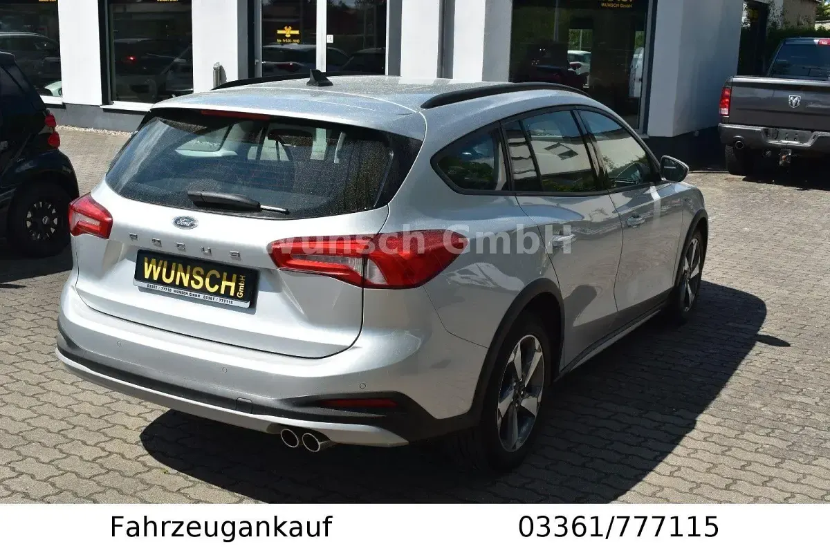 Gebraucht Ford Focus Active 120 PS (88 kW) 2019 Grau Kombi