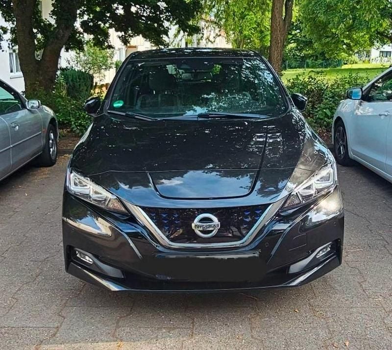 Schwarz Gebraucht 2020 Nissan Leaf 360º Kleinwagen | 13.100 € (Guter Preis) - Bild 1/4