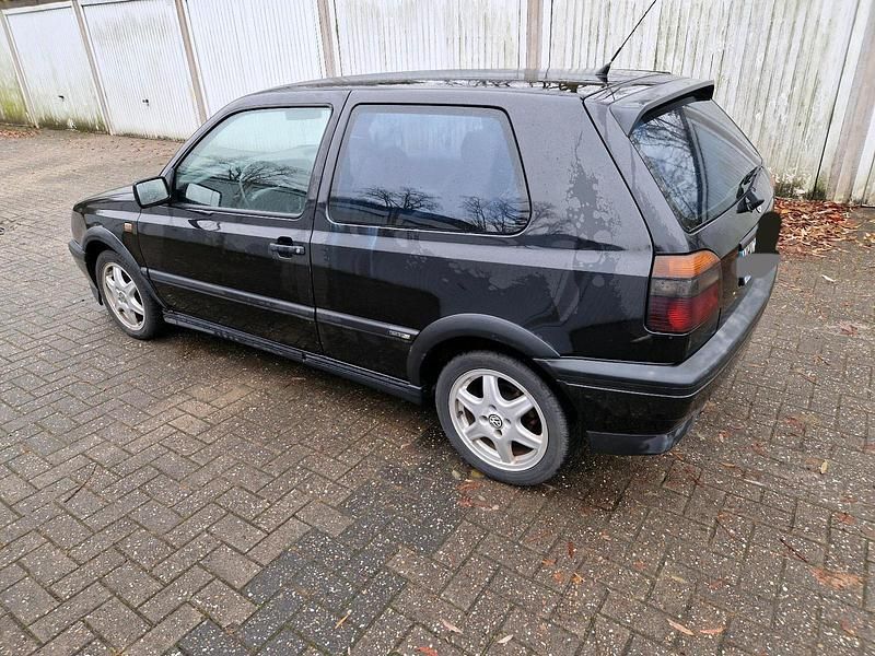 Gebraucht VW Golf III GT 90 PS (66 kW) 1995 Schwarz Kleinwagen