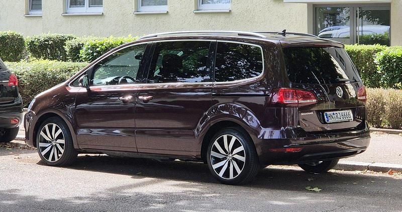 Rot Gebraucht 2018 VW Sharan Join Van / Kleinbus | 20.700 € (Fairer Preis) - Bild 1/4