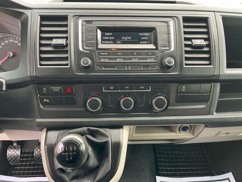 Second-hand VW Transporter 102 CP (75 kW) 2019 Alb Van