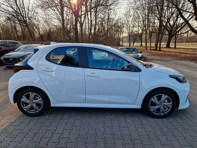 Gebraucht Mazda 2 Exclusive-Line 116 PS (85 kW) 2025 Weiß Limousine