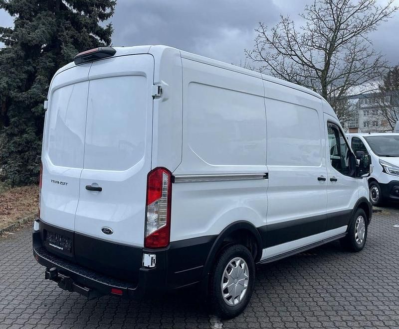 Gebraucht Ford Transit 131 PS (96 kW) 2021 Weiß Van / Kleinbus