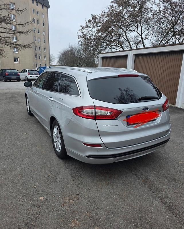 Gebraucht Ford Mondeo 150 PS (110 kW) 2017 Silber Kombi
