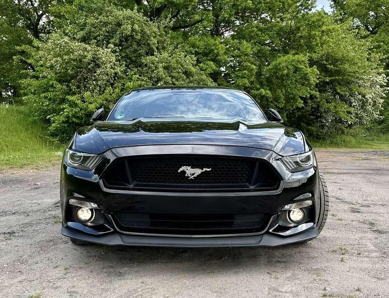 Gebraucht Ford Mustang GT 421 PS (309 kW) 2016 Schwarz Coupé