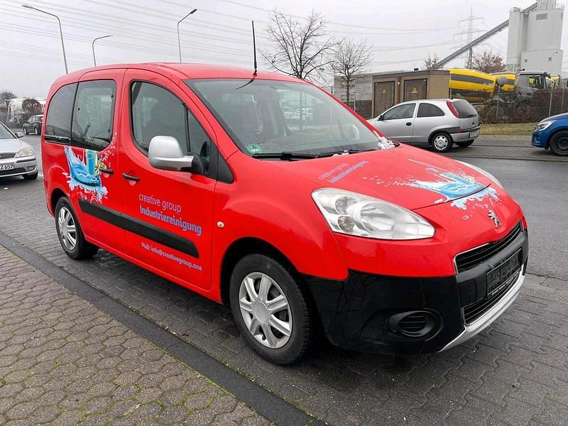 Gebraucht Peugeot Partner 92 PS (67 kW) 2013 Grau Van / Kleinbus