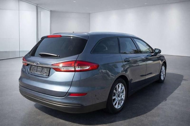 Gebraucht Ford Mondeo 165 PS (121 kW) 2019 Grau Kombi