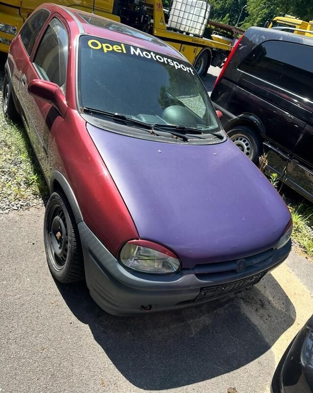 Rot Gebraucht 1996 Opel Corsa Kleinwagen | 1.250 € (Fairer Preis) - Bild 1/4