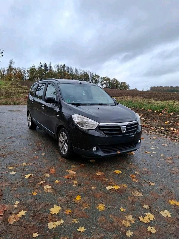 Andere farben Gebraucht 2013 Dacia Lodgy Van / Kleinbus | 4.999 € (Etwas zu teuer) - Bild 1/4