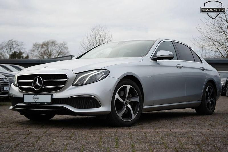 Gebraucht Mercedes E300 Style 245 PS (180 kW) 2020 Silber Limousine