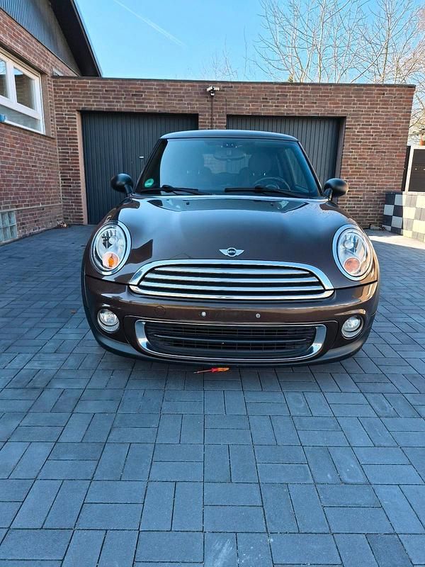Gebraucht Mini ONE 98 PS (72 kW) 2011 Braun Kleinwagen
