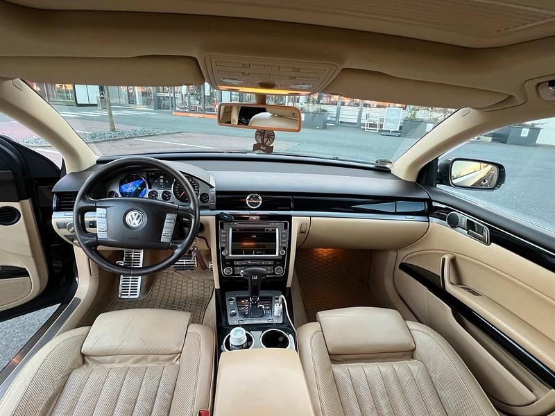 Gebraucht VW Phaeton 240 PS (176 kW) 2008 Braun Limousine