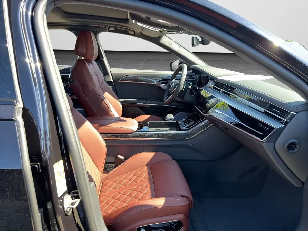 Neu Audi S8 Ambiente 571 PS (419 kW) 2026 Sebringschwarz kristalleffekt Limousine