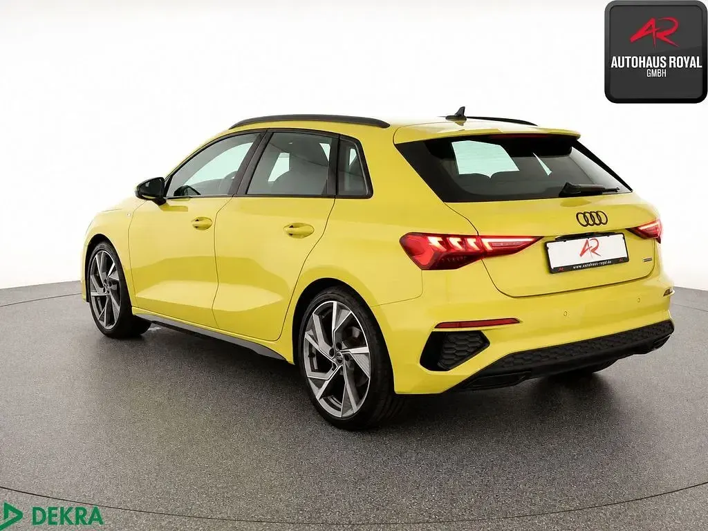 Gebraucht Audi A3 S-Line 200 PS (147 kW) 2024 Gelb Limousine