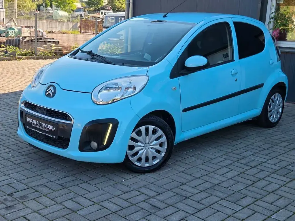 Gebraucht Citroën C1 SELECTION 68 PS (50 kW) 2013 Blau Kleinwagen
