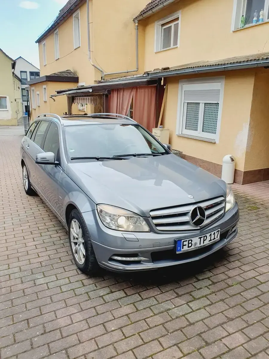 Gebraucht Mercedes C200 184 PS (135 kW) 2011 Grau Kombi