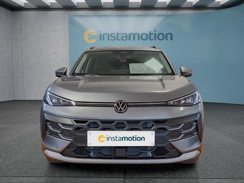 Neu VW T-Roc 116 PS (85 kW) 2025 Grau SUV